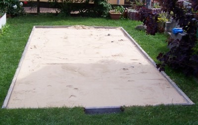 aufgefüllte Fläche  16. Juni 2006