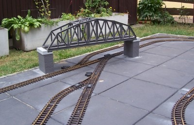 Brücke auf Pfeilern nahe